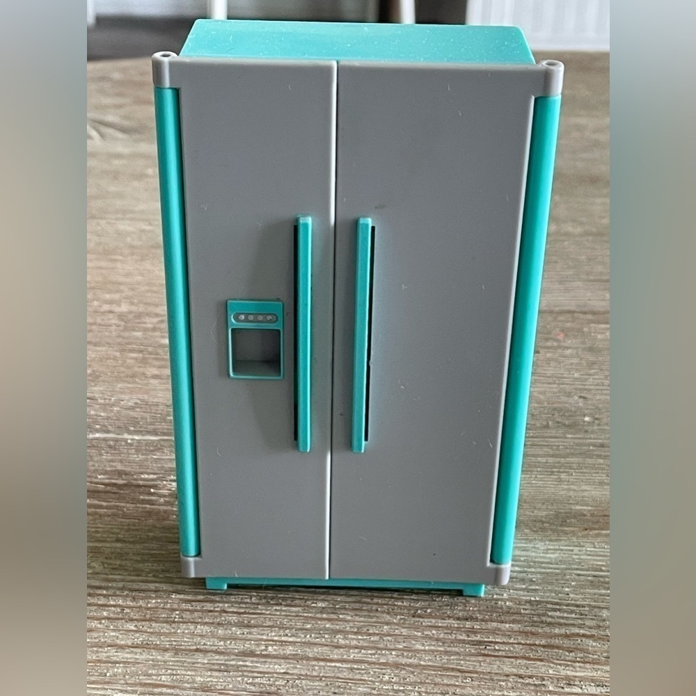 Toys R Us You & Me Happy Together Dollhouse Furniture kitchen Refrigerator